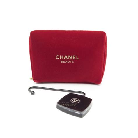 chanel trousse bag